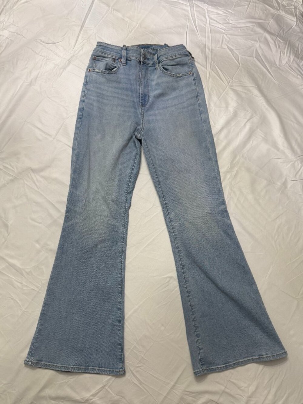 American Eagle Light Wash Super High-Rise Flare Jeans Women's 10 Short
